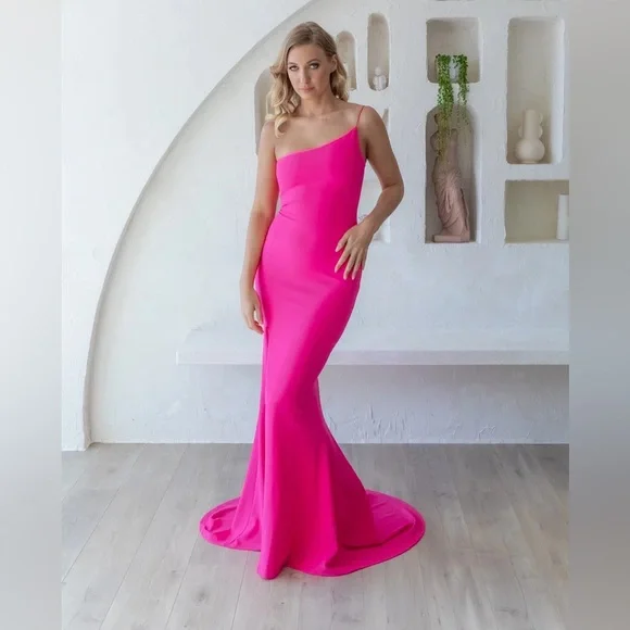 Nookie x REVOLVE Jasmine One Shoulder Gown - Picture 4 of 10